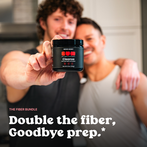 Couple holding a jar of BUM Cleanse from the fiber bundle: double the fiber